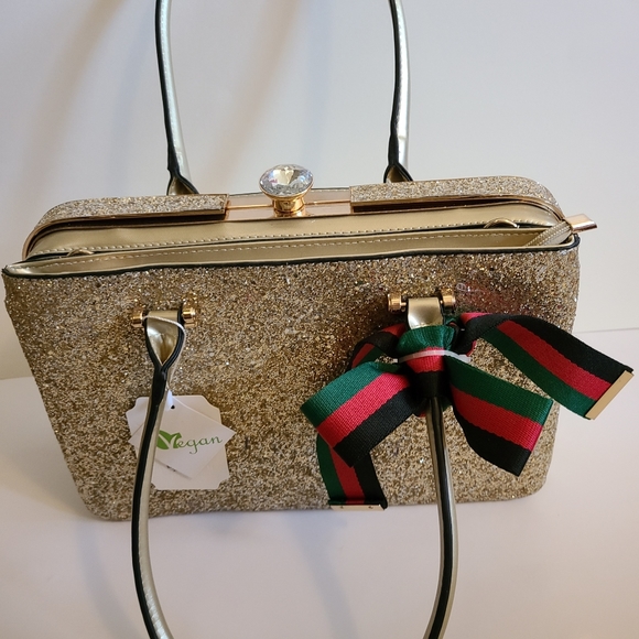 Vegan Gold Purse Handbag or Shoulder Bag NWT - Picture 2 of 7